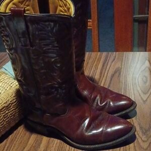 Mason Vintage Western Burgundy Cowboy Boots, Leather, 8.5D